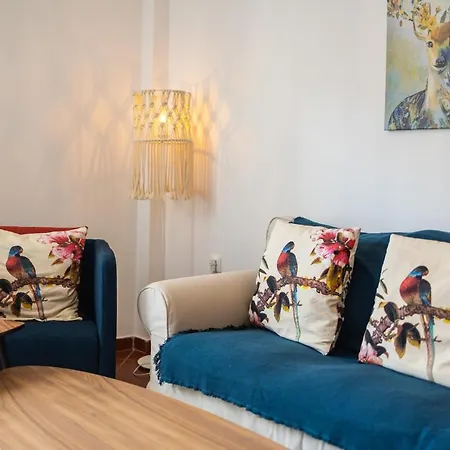 Сasa de vacaciones Charming Seaside Retreat In The Heart Of Corinto