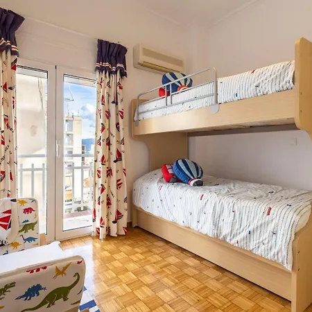 بيت للعطل Charming Seaside Retreat In The Heart Of Corinth